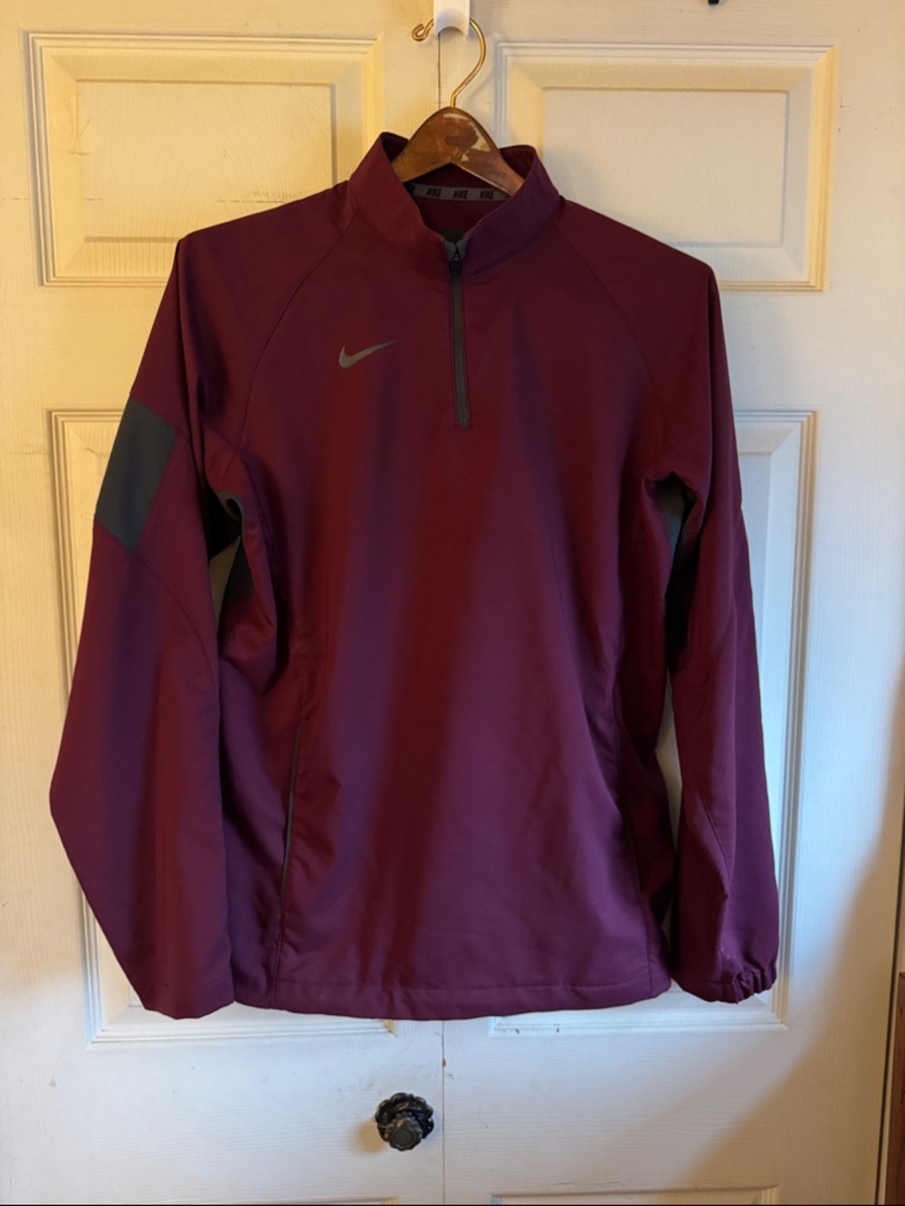 Nike Men's Burgundy 1/4 Zip Performance Jacket